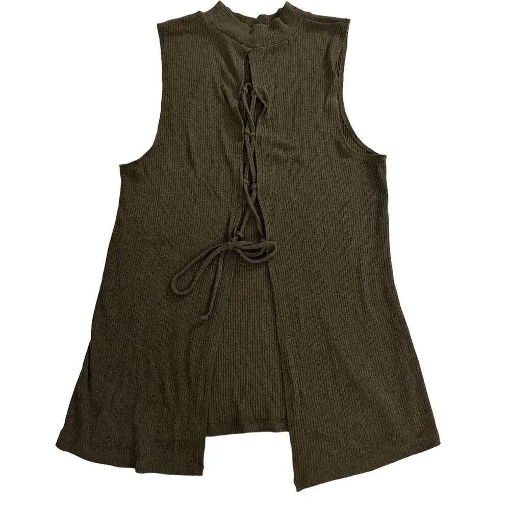 Fabulous olive green mock turtle neck sleeveless ribbed sweater.